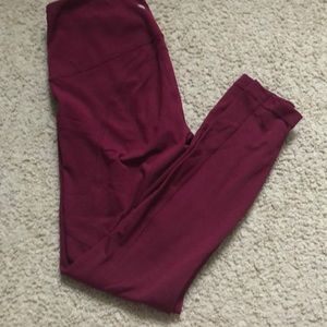 Maroon leggings